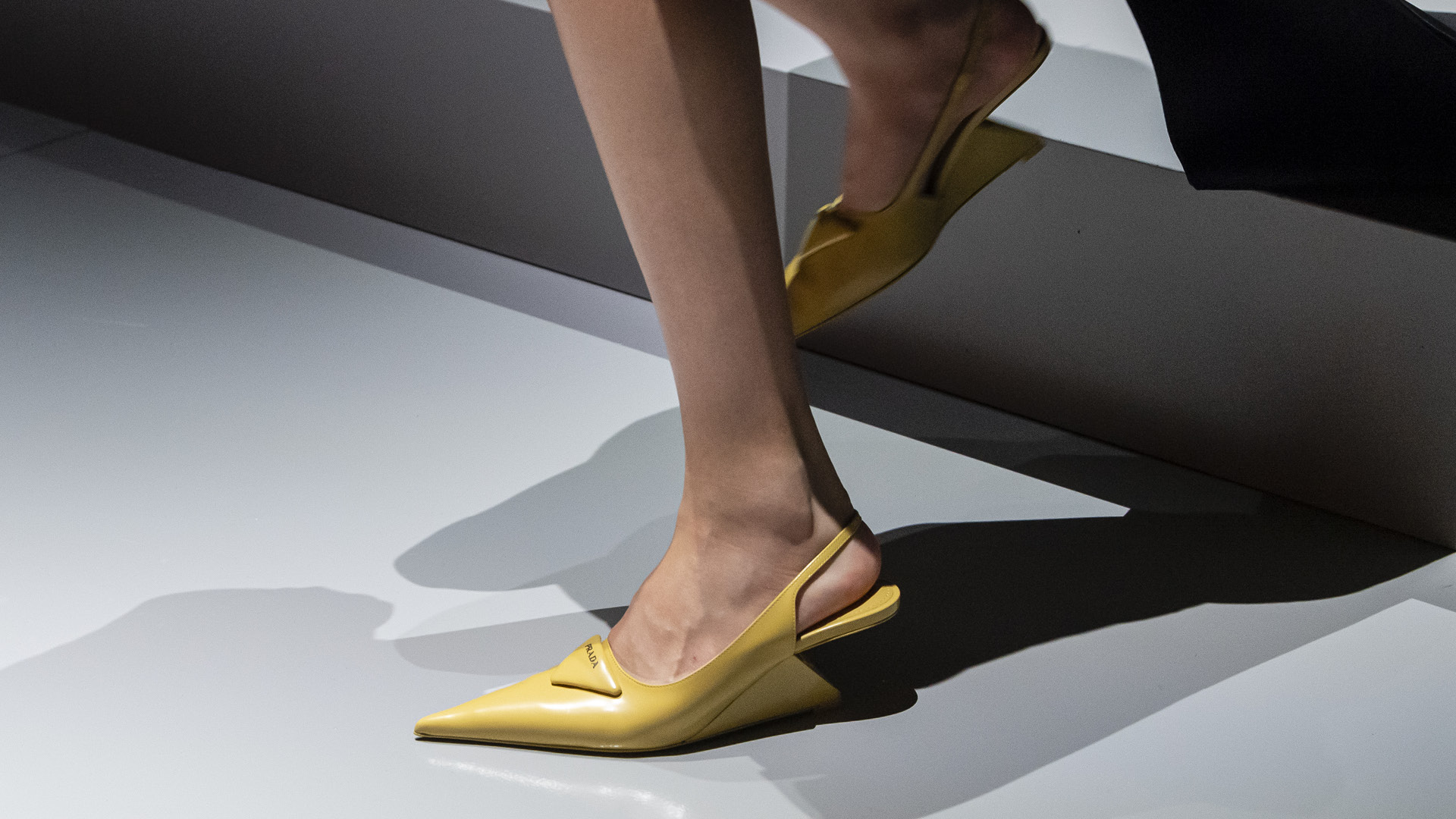 Details 11