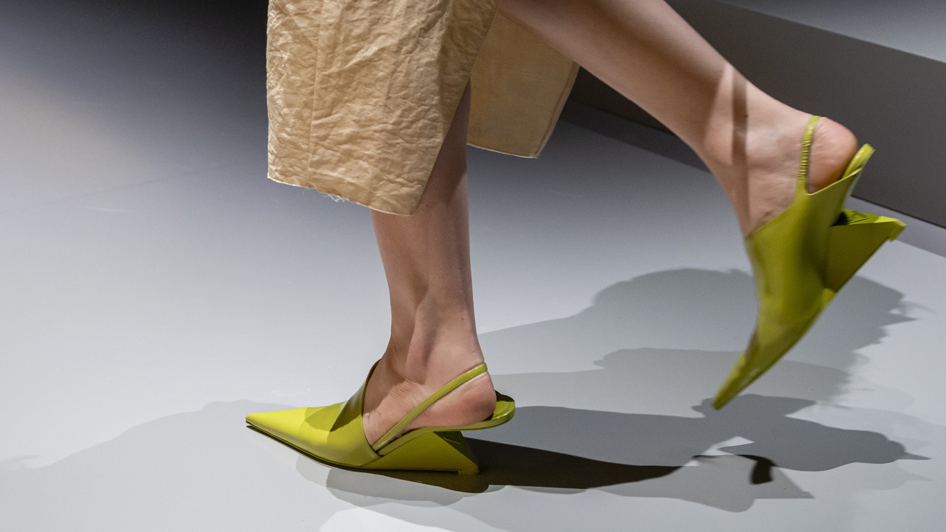 Details 14
