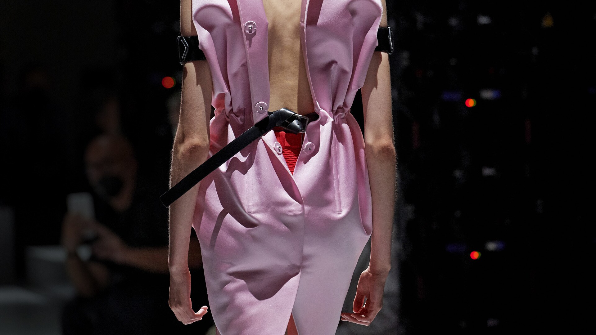 Details 21