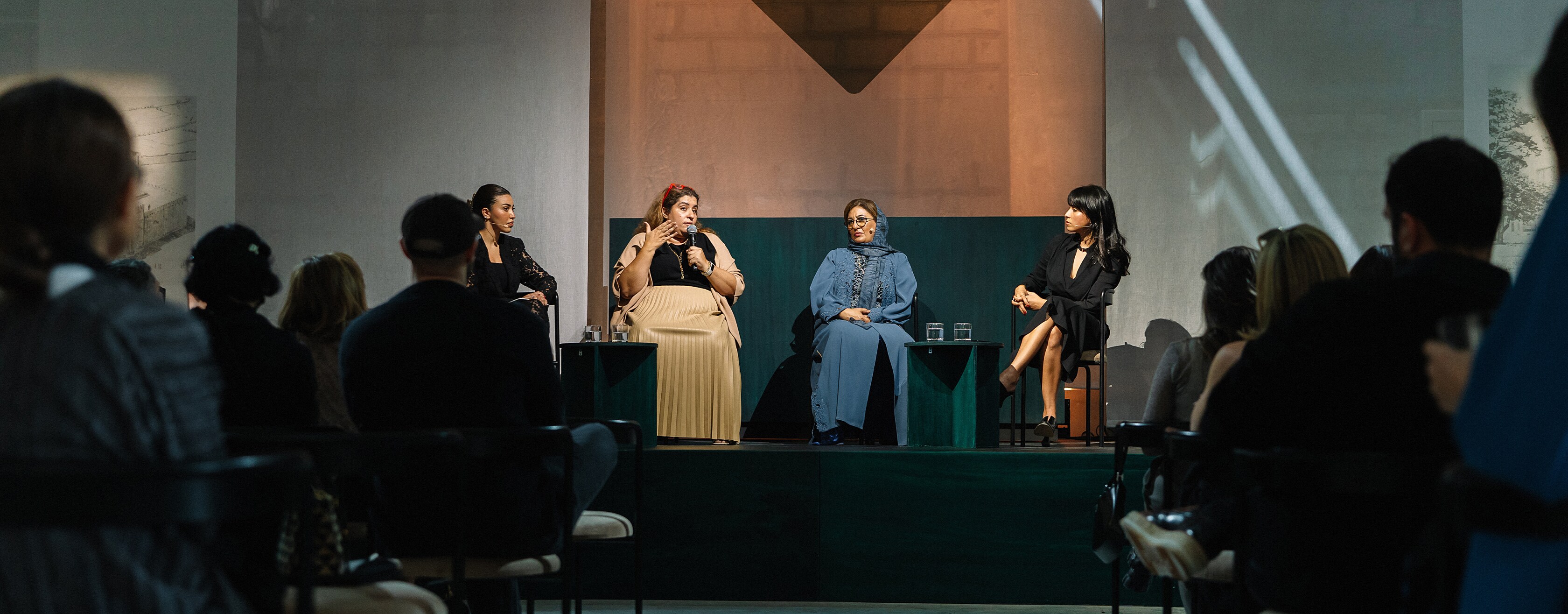 Prada Mode Abu Dhabi