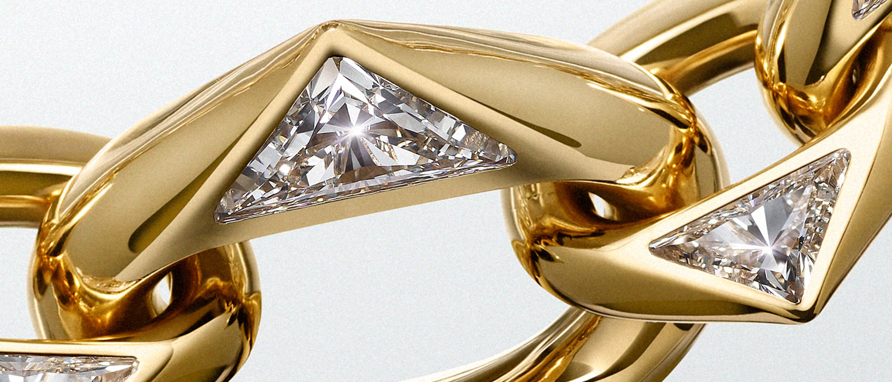 Prada Eternal Gold 01